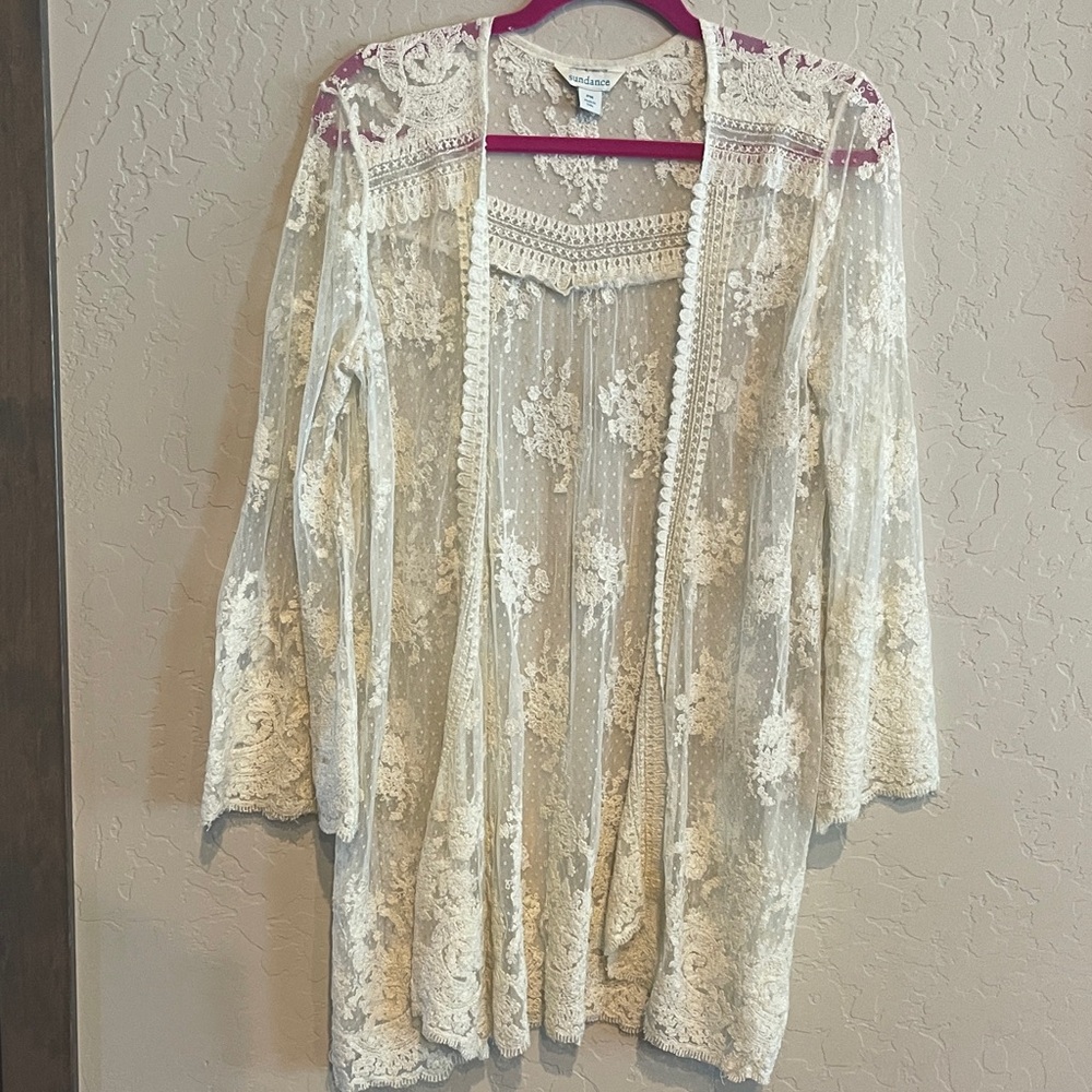 Sundance Cream Lace Overlay